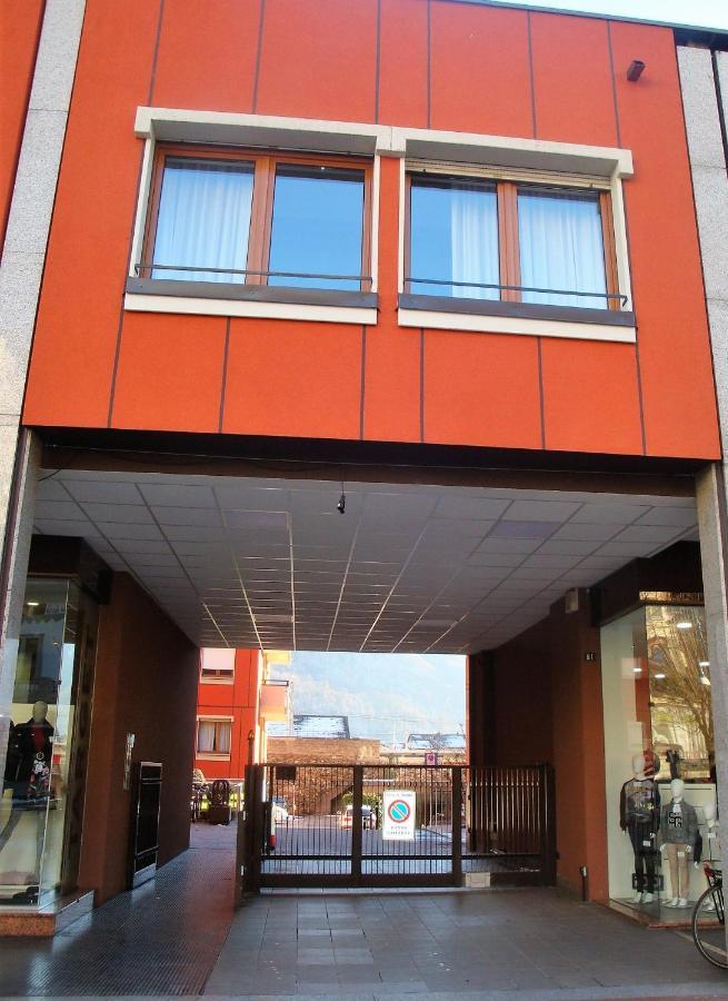 Apartmán Lucini Ai Portici Tirano Exteriér fotografie